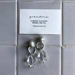 pierce or earring