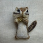 lovebchan様ご依頼品　シマリス　ピーナッツ詰め込みすぎブローチ　
