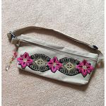 ウエストポーチ◆携帯・スマホケース、お財布、小銭入れなど用途色々♪ベージュ■スパンコールお花レース