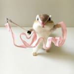 新体操リボンなしまりすちゃん