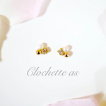 小粒ビジューピアス❤︎ホワイト