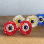 アネモネの花のピアス
