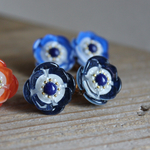 〈navy〉アネモネの花イヤリング/ピアス