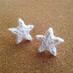 コロンと可愛いお星さまのピアス