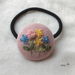 お庭の小さな花 リボン刺繍ヘアゴム  ブローチへ変更可能☆☆