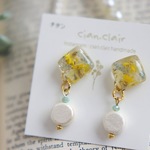 【完成品】即納 　SALE　イエローフラワーウッドビーズホワイト