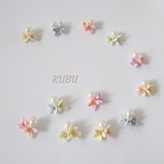 お花のプチピアス♪