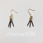 小ぶりゴールドピアス