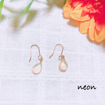 【SALE】オパールピアス