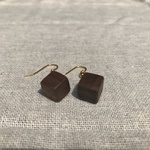 木のピアス（１）