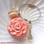 ピーチケーキのキーリング