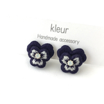 刺繍ビオラのピアス no.3