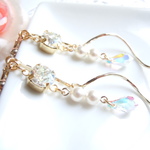 ~crystal moonlight 月の光の雫～ロング～【イヤリング 】ゆらゆら揺れる  スワロフスキー パール    春夏　  結婚式 　ネジバネ式イヤリング