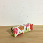 りんごのラミネートペンケース