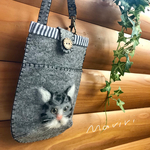 レトロ☆ 猫ちゃん 厚地フェルト スマホポーチ