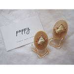 shell cabochon × moku moku earring シェルカボション×mokumokuイヤリング