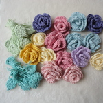 パステルカラー綿糸のバラのモチーフ(１５個)　おまけつき