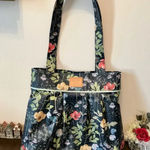 【puuuuchan様オーダー品】リバティビニコ♪縦型タックバッグ 〈I〉ネイビー