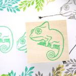 カメレオンの消しゴムはんこ