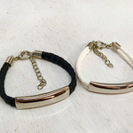 『彫刻無料』編み込みペアブレスレット（ブラック＆ホワイト）