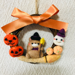 羊毛フェルト ハロウィンリース くま魔女さんとオバケちゃん