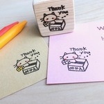 みかん箱にちょこん。と猫　消しゴムはんこ