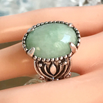 再々販・・豊穣の石・・ひすい ring（５月の誕生石・フリーサイズ）