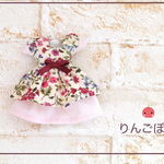 ミディブライス サイズ　花柄のワンピース