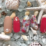 ラズベリーピンクとパールのモザイクアートネイルチップ