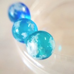 小さな青空と雲のピアスorイヤリング　(極小、3色セット)『空と雲』