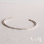 【再販】- SV - Hammered Bangle