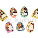 【再販】 鳥 キンカチョウ プラ板ブローチ