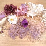 83  花材☆カスミソウたっぷり☆ハーバリウム☆プリザーブドフラワー☆アロマワックス☆キャンドル☆バラ