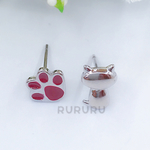 アシンメトリー ネコ おてて ピアス シルバー 猫 ペット 通勤通学 ギフト【B4-3】