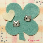 【送料無料☆】ミニピアス/イヤリング♥にゃんこ