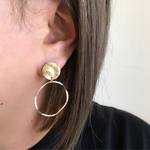 プレートとフープのノンホールピアス