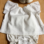 白いスモックブラウスとカボチャパンツ