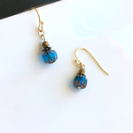 コバルトブルーのひと粒ピアス