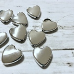 【6個】ハート シルバー ビーズ  アクリルパーツ ピアス 素材
