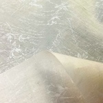 有輪商店　ナチュラルカラーがベースのシャーティングバラ柄プリント　生成りベースｘ白　1ｍカットクロス