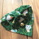 猫の首輪　26～28　cocoちゃんバンダナチョーカーNEO　唐草模様・まねきねこ・グリーン　