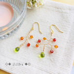 秋の小枝ピアス