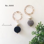 No.A444 フロッキー*⑅︎୨୧ボール×ゴールドリング❁︎ ピアス / イヤリング