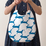 oval bag ・*⚮*ミナペルホネンの生地 runrunrun blue色 使用*⚮*