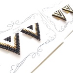 三角イヤリング/ピアス