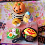 🎃👻ハロウィン 🍄🍂🍁😉  ミニチュア  ドールハウス カフェ  キッチン  オムライス   ランチ  カフェ  料理 パフェ ケーキ         