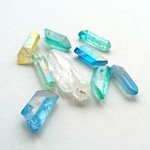1点限り！水晶＊さわやかブルーカラ*9個入り18g 天然石