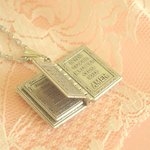 聖書型メダイネックレス（主の祈り）