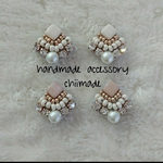ビーズ刺繍 ピアス イヤリング キラキラ ビジュー 軽い 