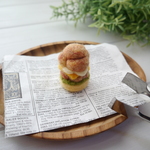 [ 羊毛フェルトのパン屋さん ] 本物みたいにフワフワ　ベーコンハンバーガー (ミニサイズ)
